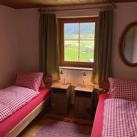 Bnb Guesthouse Lusi Frauenkirch Exterior photo