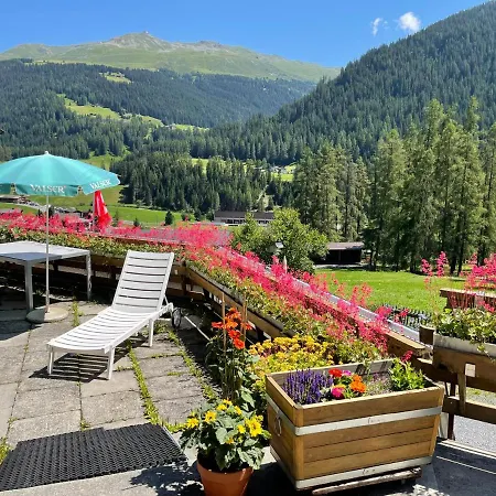 Bnb Guesthouse Lusi Frauenkirch Exterior photo