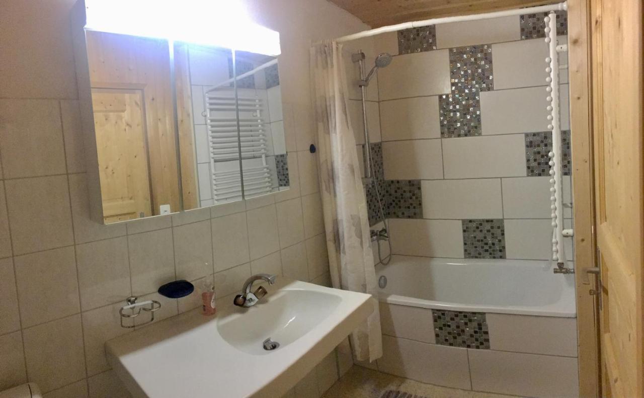 Bnb Guesthouse Lusi * Frauenkirch
