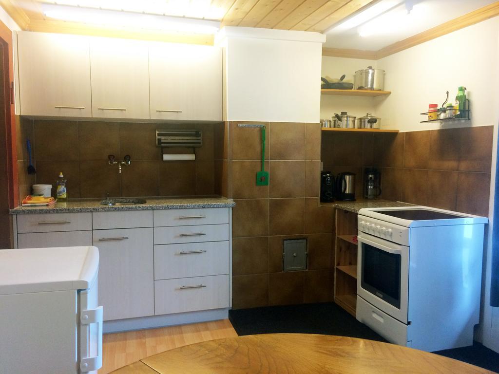 Apartment Bnb Guesthouse Lusi